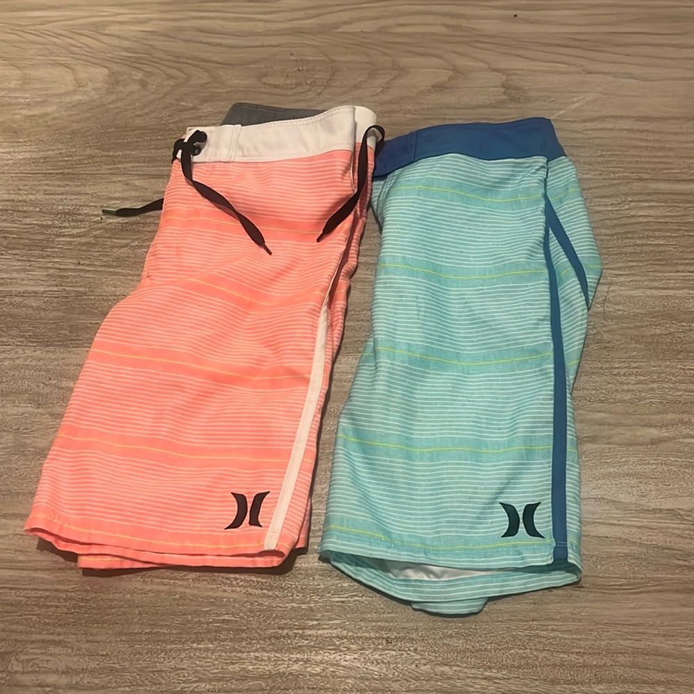 Two Hurley Shoreline Boardshorts (Big Kids)